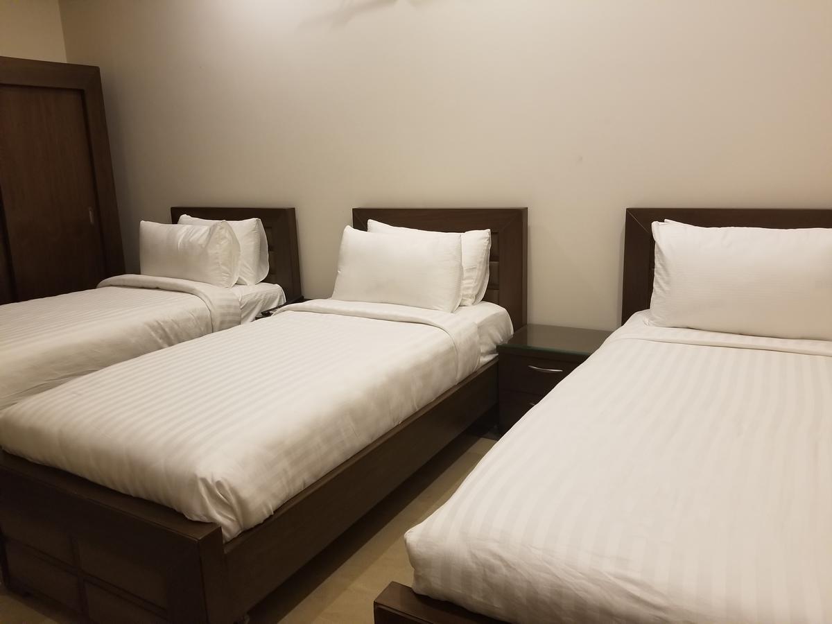 Zifan Hotel & Suites Karachi Exterior foto
